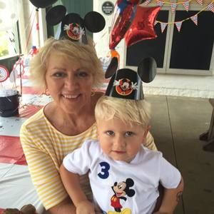 Meet your Posher, Lee ann